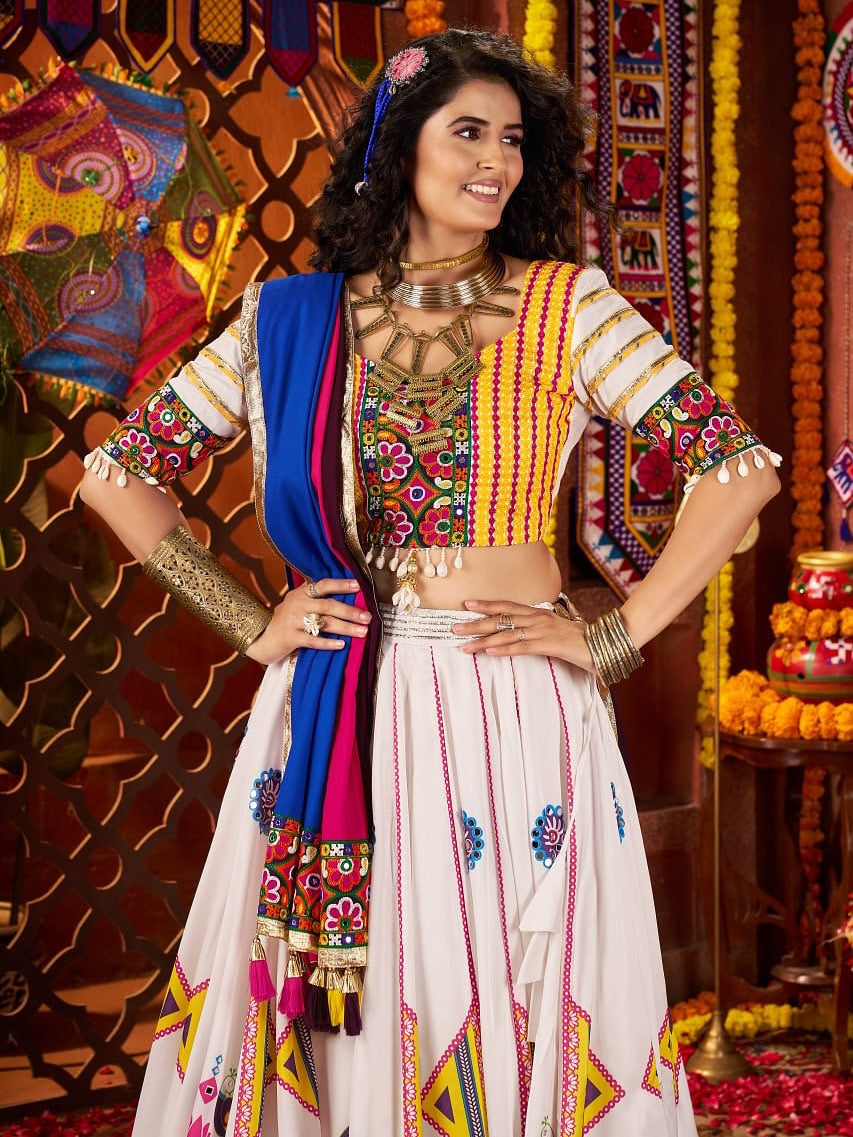 Kalindhifashion Fully Stitched &amp; 9 MTR Flair Navratri Outfit