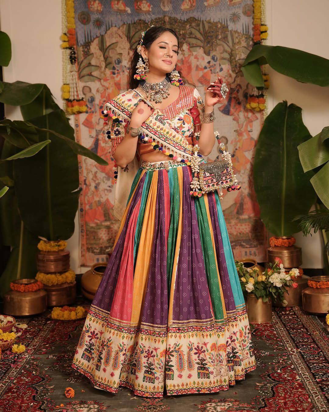 PRESENTING NEW TRENDING NAVRATRI SPECIAL CHANIYA CHOLI